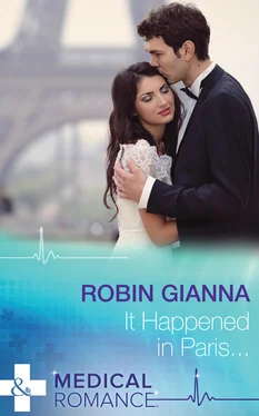 Robin Gianna It Happened in Paris... обложка книги