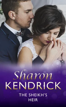 Sharon Kendrick The Sheikh's Heir обложка книги