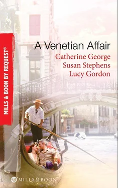 CATHERINE GEORGE A Venetian Affair: A Venetian Passion / In the Venetian's Bed / A Family For Keeps обложка книги