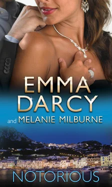 Emma Darcy Notorious: Ruthlessly Bedded by the Italian Billionaire / Bound by the Marcolini Diamonds обложка книги