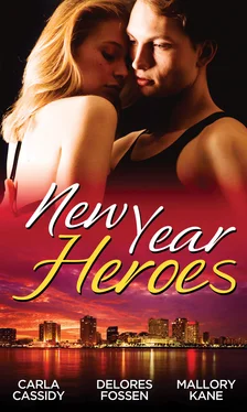 Delores Fossen New Year Heroes: The Sheriff's Secretary / Veiled Intentions / Juror No. 7 обложка книги