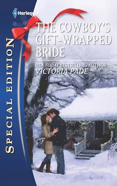 Victoria Pade The Cowboy's Gift-Wrapped Bride обложка книги