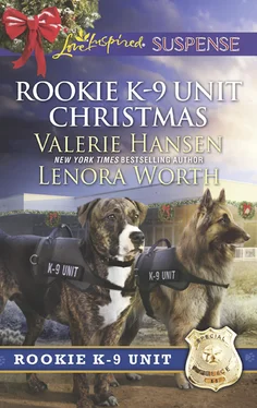 Lenora Worth Rookie K-9 Unit Christmas: Surviving Christmas обложка книги