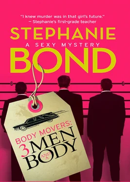 Stephanie Bond Body Movers: 3 Men and a Body обложка книги