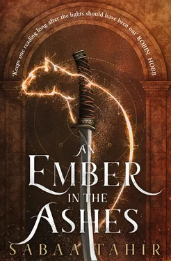 Sabaa Tahir An Ember in the Ashes обложка книги