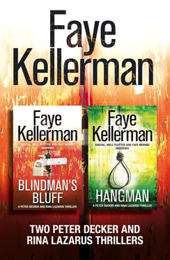 Faye Kellerman Peter Decker 2-Book Thriller Collection: Blindman’s Bluff, Hangman обложка книги