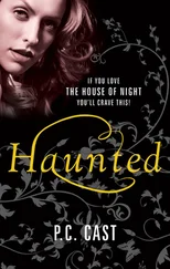 Gena Showalter - Haunted