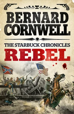 Bernard Cornwell Rebel обложка книги