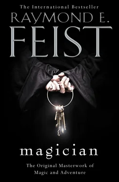 Raymond Feist Magician обложка книги