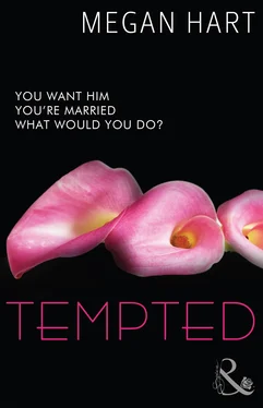 Megan Hart Tempted обложка книги