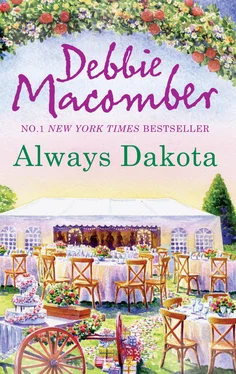 Debbie Macomber Always Dakota обложка книги