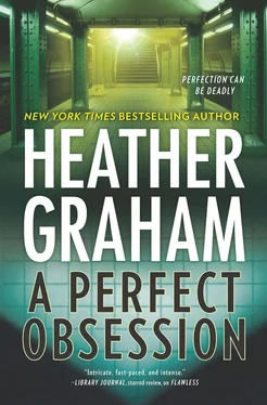 Heather Graham A Perfect Obsession обложка книги