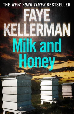 Faye Kellerman Milk and Honey обложка книги