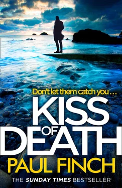 Paul Finch Kiss of Death обложка книги