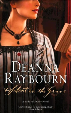 Deanna Raybourn Silent In The Grave обложка книги