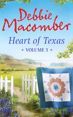 Debbie Macomber Heart of Texas Volume 3: Nell's Cowboy обложка книги