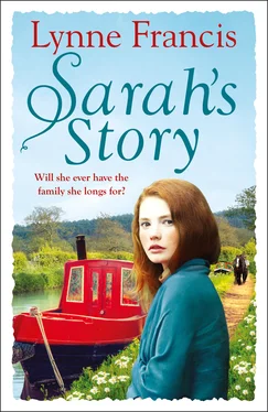 Lynne Francis Sarah’s Story: An emotional family saga that you won’t be able to put down