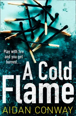 Aidan Conway A Cold Flame: A gripping crime thriller that will keep you hooked