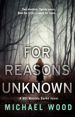 Michael Wood For Reasons Unknown: A gripping crime debut that keeps you guessing until the last page обложка книги