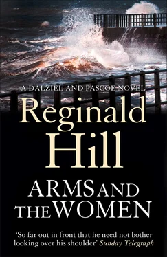 Reginald Hill Arms and the Women обложка книги