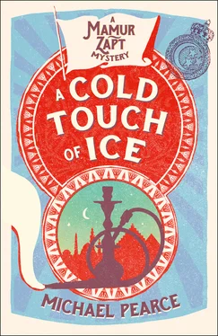 Michael Pearce A Cold Touch of Ice обложка книги