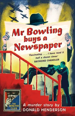 Martin Edwards Mr Bowling Buys a Newspaper обложка книги