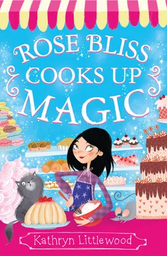 Kathryn Littlewood Rose Bliss Cooks up Magic обложка книги
