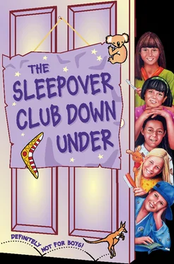 Narinder Dhami The Sleepover Club Down Under обложка книги