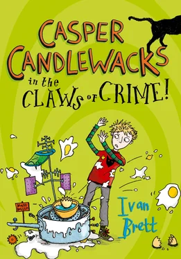 Ivan Brett Casper Candlewacks in the Claws of Crime! обложка книги