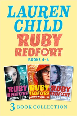 Lauren Child The Ruby Redfort Collection: 4-6: Feed the Fear; Pick Your Poison; Blink and You Die обложка книги