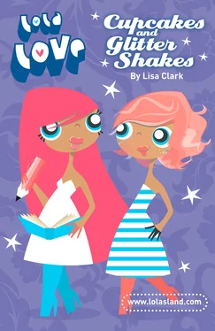 Lisa Clark Cupcakes and Glitter Shakes обложка книги