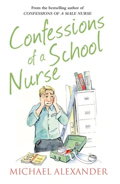 Michael Alexander Confessions of a School Nurse обложка книги