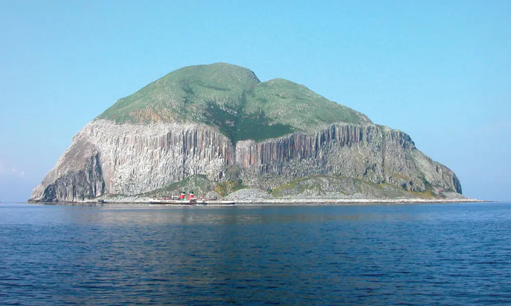 FIG 50 South end of Ailsa Craig The highest point of the island is 338 m - фото 27