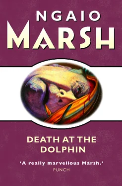 Ngaio Marsh Death at the Dolphin обложка книги