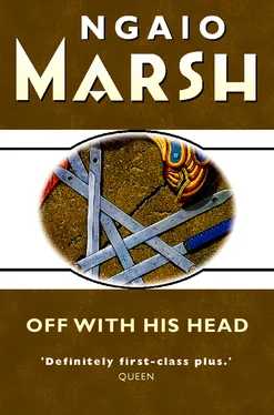Ngaio Marsh Off With His Head обложка книги