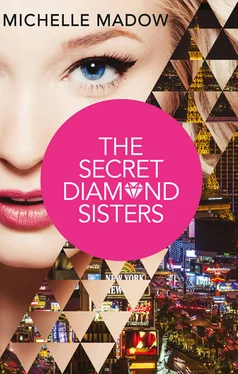 Michelle Madow The Secret Diamond Sisters обложка книги