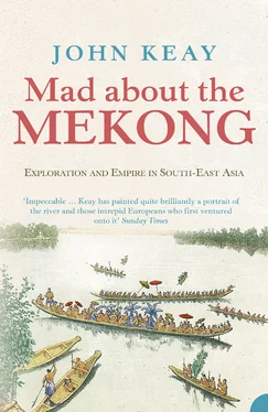 John Keay Mad About the Mekong: Exploration and Empire in South East Asia обложка книги