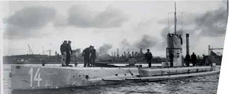 When World War I broke out Great Britain had the largest fleet of military - фото 7