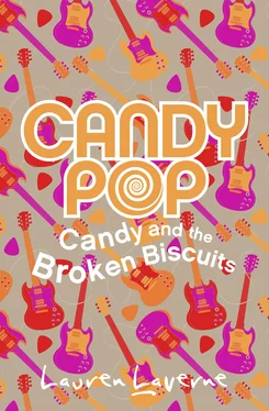 Lauren Laverne Candy and the Broken Biscuits обложка книги