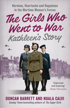 Duncan Barrett Kathleen’s Story: Heroism, heartache and happiness in the wartime women’s forces обложка книги