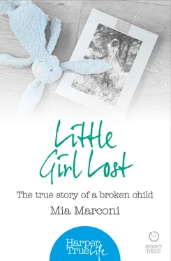 Mia Marconi Little Girl Lost: The true story of a broken child обложка книги