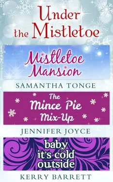 Kerry Barrett Under The Mistletoe: Mistletoe Mansion / The Mince Pie Mix-Up / Baby It's Cold Outside обложка книги