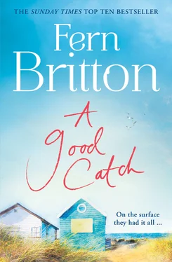 Fern Britton A Good Catch: The perfect Cornish escape full of secrets обложка книги