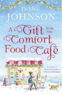 Debbie Johnson A Gift from the Comfort Food Café: Celebrate Christmas in the cosy village of Budbury with the most heartwarming read of 2018! обложка книги