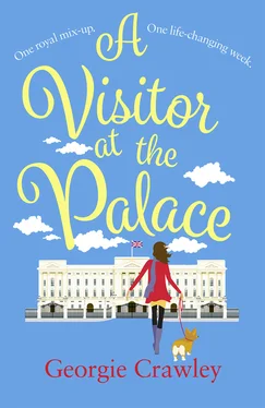 Georgie Crawley A Visitor at the Palace: The perfect feel-good royal romance to read this summer обложка книги