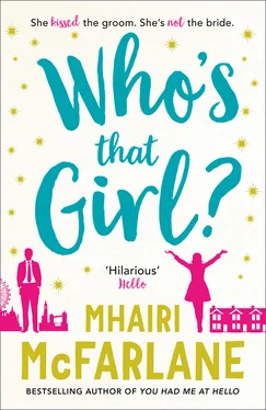 Mhairi McFarlane Who’s That Girl?: A laugh-out-loud sparky romcom! обложка книги
