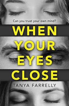 Tanya Farrelly When Your Eyes Close: A psychological thriller unlike anything you’ve read before! обложка книги