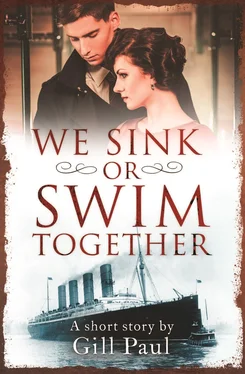 Gill Paul We Sink or Swim Together: An eShort love story обложка книги