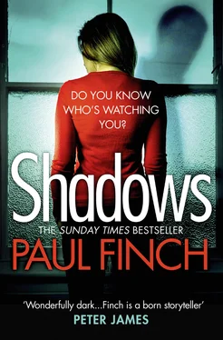 Paul Finch Shadows: The gripping new crime thriller from the #1 bestseller обложка книги