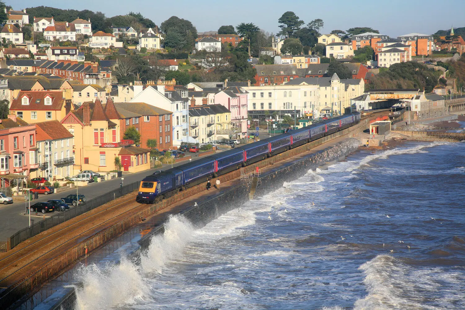 The journey from Plymouth to Exeter takes in this waveswept coastal stretch of - фото 22